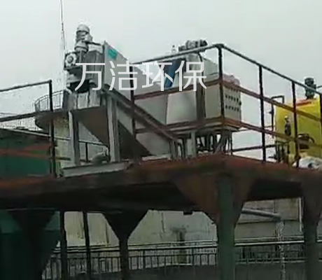 養(yǎng)豬廢水污泥該如何用疊螺機(jī)來處理